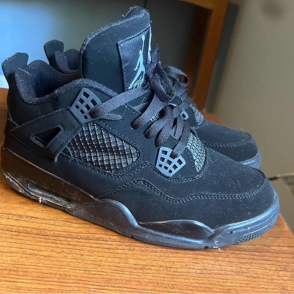 Men’s Jordan 4 retro black cat *AUTHENTIC*